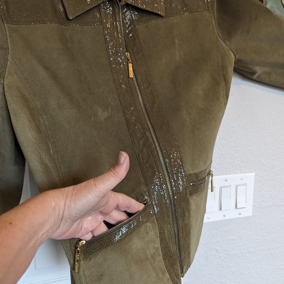 St. John |  Olive |  REAL Leather - Snake & Suede Jacket!! | M | EUC | Rich Mom - Picture 4 of 11